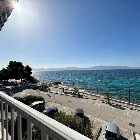 Tomo - 10 M From Apartment Zaostrog